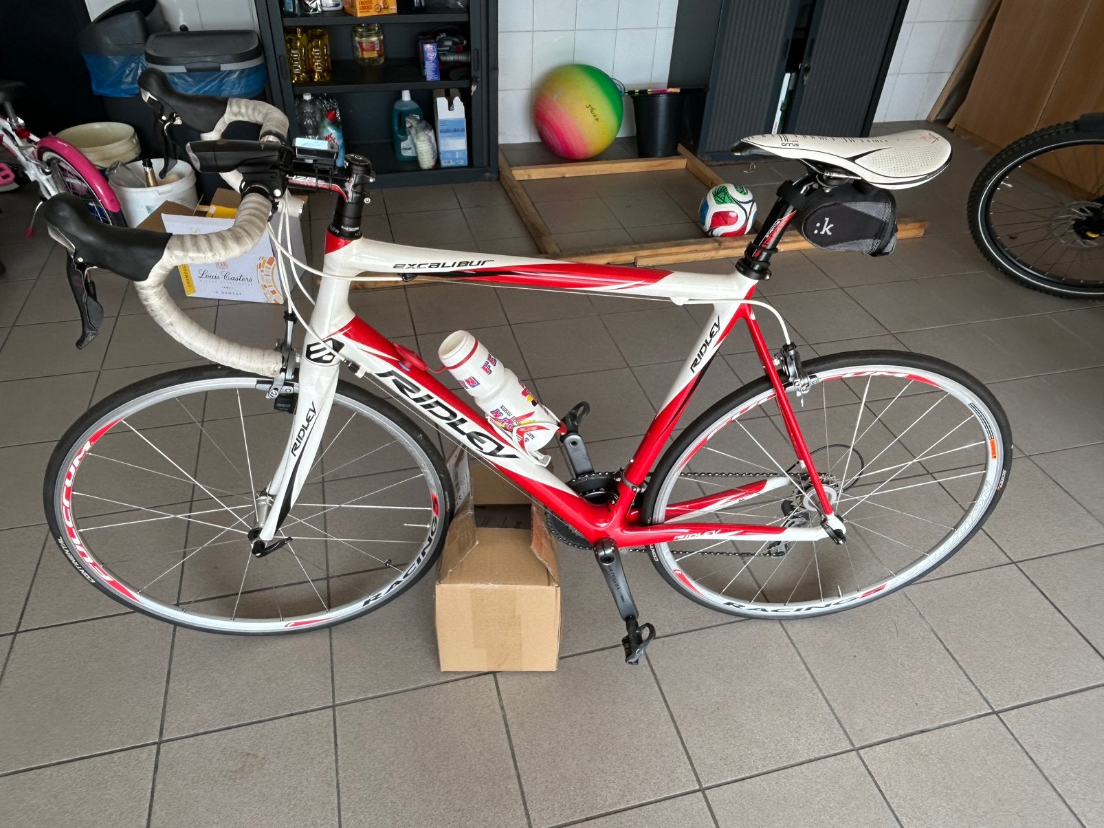 Ridley excalibur carbon rood en wit, Ophalen, Zo goed als nieuw, Carbon