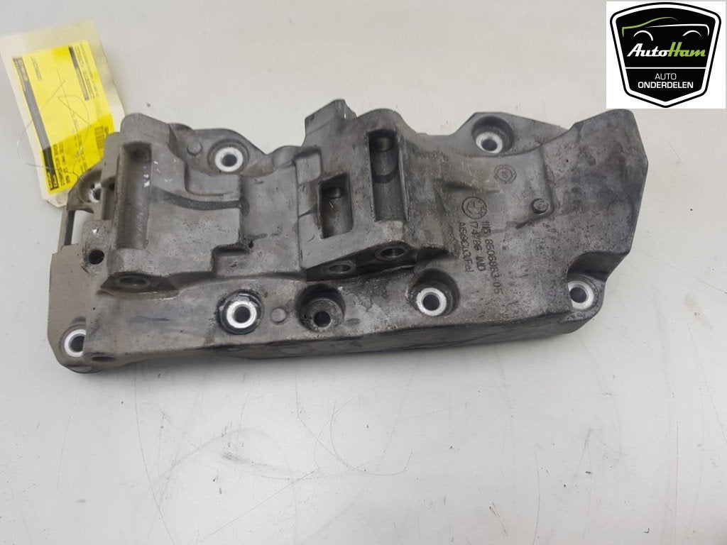 DYNAMOSTEUN BOVEN V-Snaar X5 (F15) (|8506863|11168506863|), Gebruikt, BMW