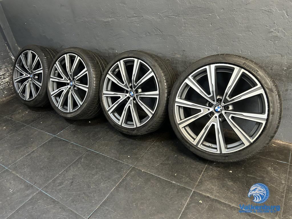 6-7mm! Originele BMW X5 X6 G05 G06 Style 746 Individual 22 i, Auto-onderdelen, Banden en Velgen, Banden en Velgen, Zomerbanden
