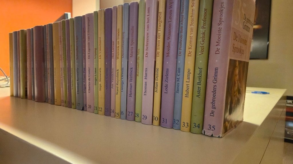 HLN literaire klassiekers boekenreeks, Ophalen, Zo goed als nieuw, België