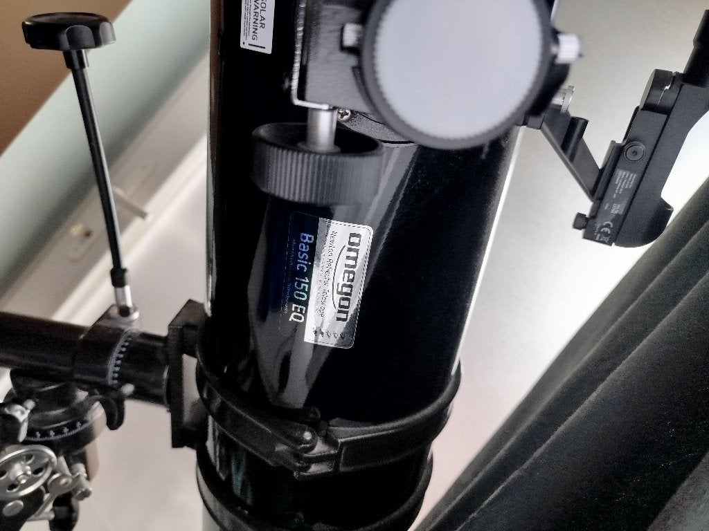 Omegon 150 eq telescoop, Ophalen, Zo goed als nieuw, 200 mm of meer, Spiegeltelescoop (reflector)