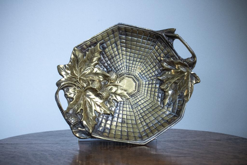 Ensemble de 4 plateaux art déco en bronze antique, Enlèvement ou Envoi, Bronze