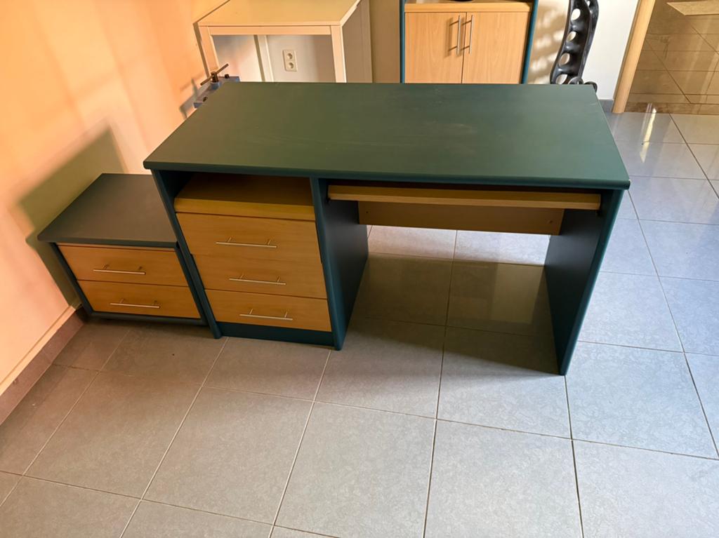 Bureau met 2 kasten, Ophalen, Gebruikt, Hout, Overige merken