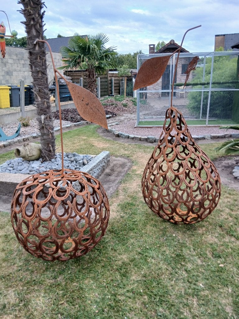tuinbeeld & hoefijzeren sculptuur & xxl appel & xxl peer, Tuin en Terras, Ophalen, Nieuw, Metaal, Abstract beeld