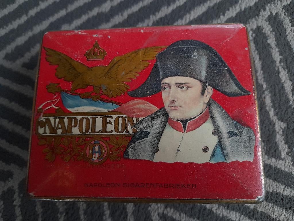 Sigarenblik Napoleon, Verzamelen, Verzenden, Gebruikt, Overige