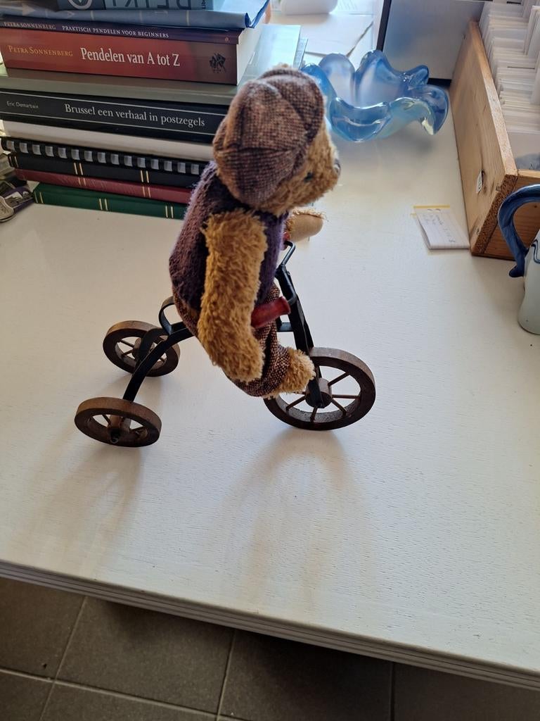 Beertje op fiets, Ophalen