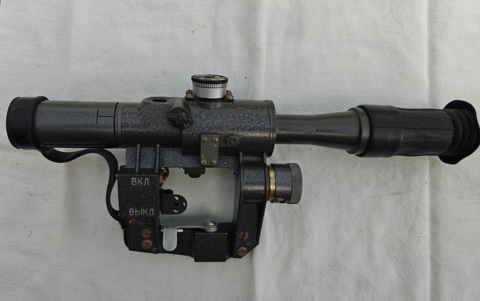 Lunette de tir russe PSO-1 pour SVD Dragunov, Sports & Fitness, Accessoires de sport de tir, Utilisé, Enlèvement ou Envoi