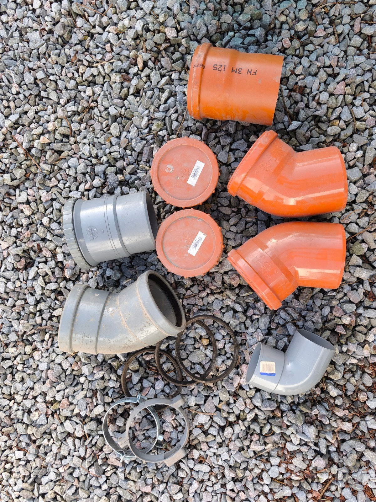 lot coudes bouchons colliers PVC, Bricolage & Construction, Enlèvement