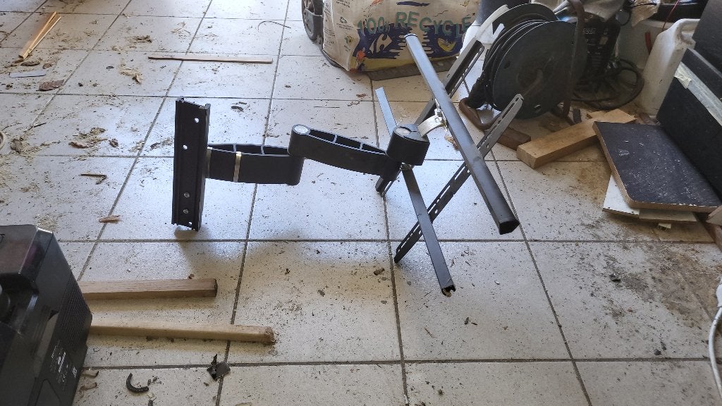 tv ophangbeugel, Enlèvement, Utilisé