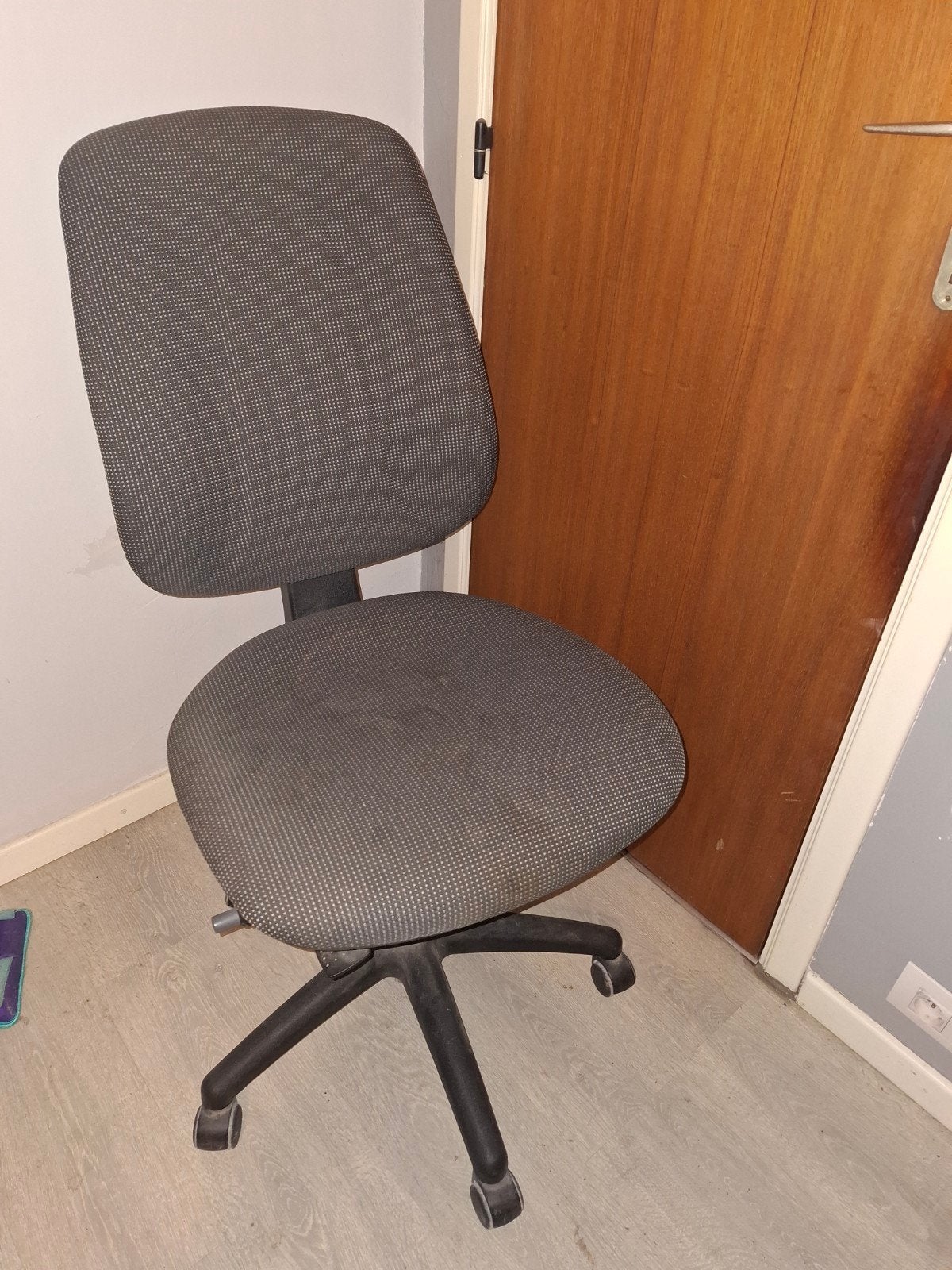 Chaise de bureau ergonomique, Maison & Meubles, Chaises de bureau, Utilisé, Chaise de bureau, Gris, Ergonomique, Enlèvement