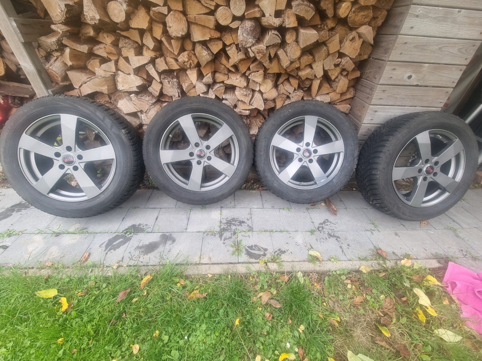 4 jantes bmw x1  et pneus hiver 215/60/17 5x112, Enlèvement, Pneus hiver, 215 mm, Pneu(s)