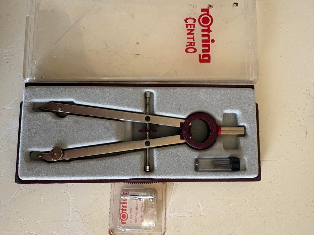 Rotring compass with pen attachment, Hobby en Vrije tijd, Tekenen, Ophalen, Gebruikt, Overige typen
