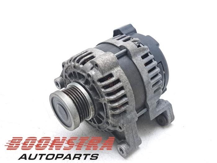 Dynamo van een Opel Astra, Gebruikt, -, -, Opel