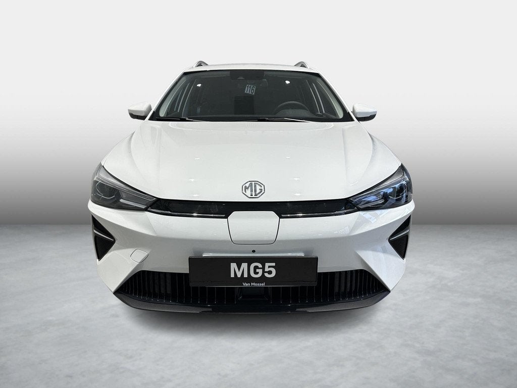 MG MG5 Standard Range 61 kWh LUXURY, Stof, Gebruikt, 310 km, 5 deurs