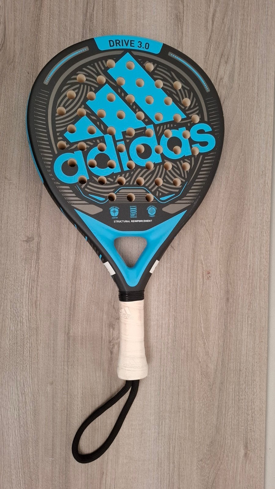 Raquette de padel adidas Drive 3.0 en très bonne état, Sports & Fitness, Padel, Enlèvement ou Envoi, Raquette de padel