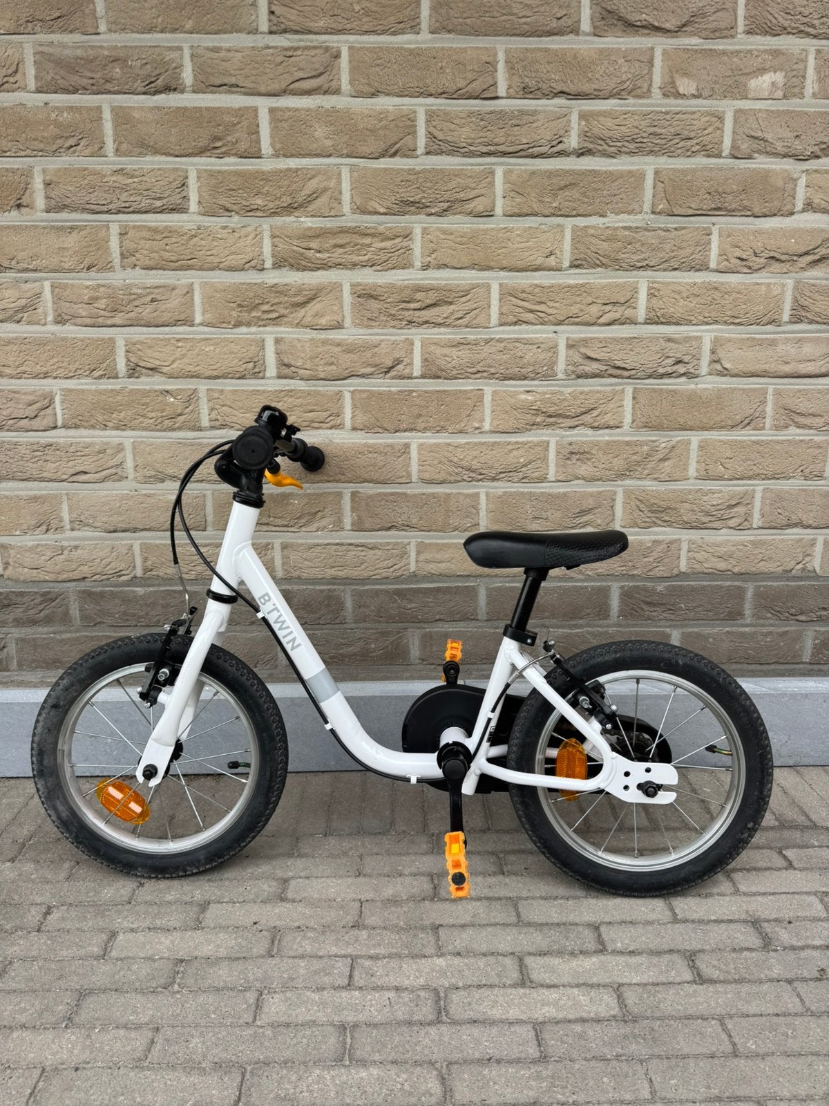 B Twin Kinderfiets, Fietsen en Brommers, Fietsen | Kinderfietsjes, Ophalen, Zo goed als nieuw