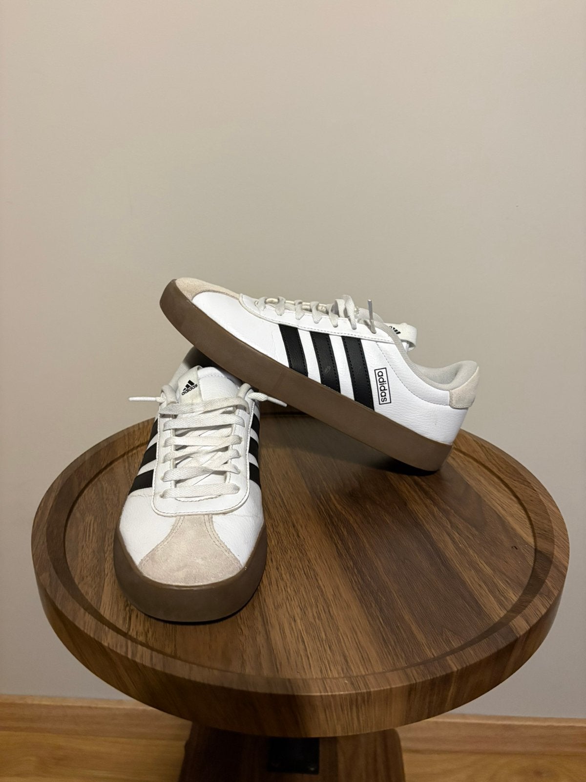 Adidas vl court 3.0, Vêtements | Hommes, Chaussures, Enlèvement, Porté, Blanc, Baskets