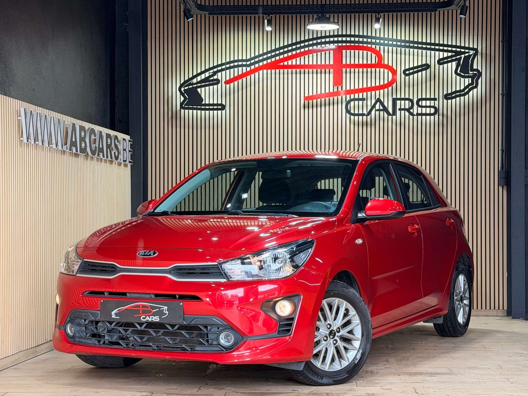 Kia Rio 1.2i * GARANTIE 12 MOIS * 1ER PROPRIETAIRE *, Auto's, Kia, 116 g/km, Stof, Gebruikt, 4 cilinders