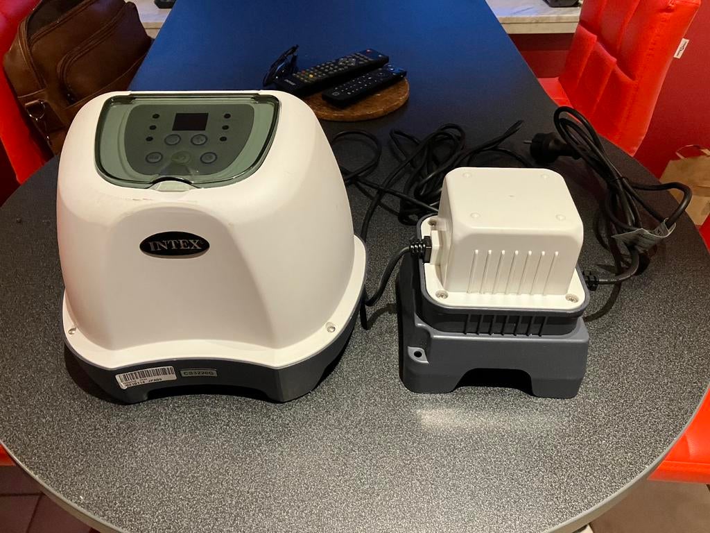 Intex zoutwatersysteem CS3220G, Ophalen, Zo goed als nieuw