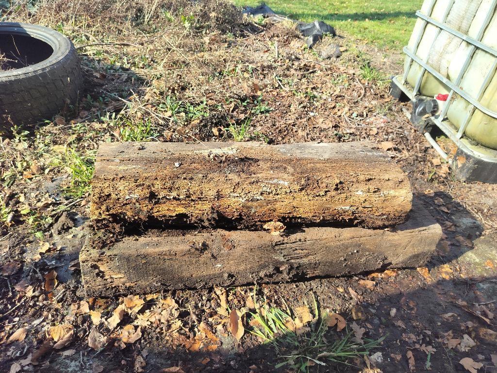 Gratis 2 houten balken/Bilzen, Ophalen, Gebruikt