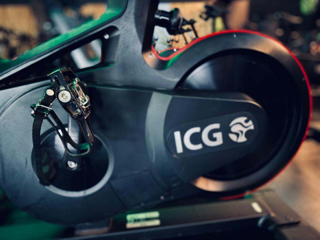 Vélo de spinning IC6 ICG Tomahawk, Enlèvement, Comme neuf, Autres matériaux, Vélo de spinning