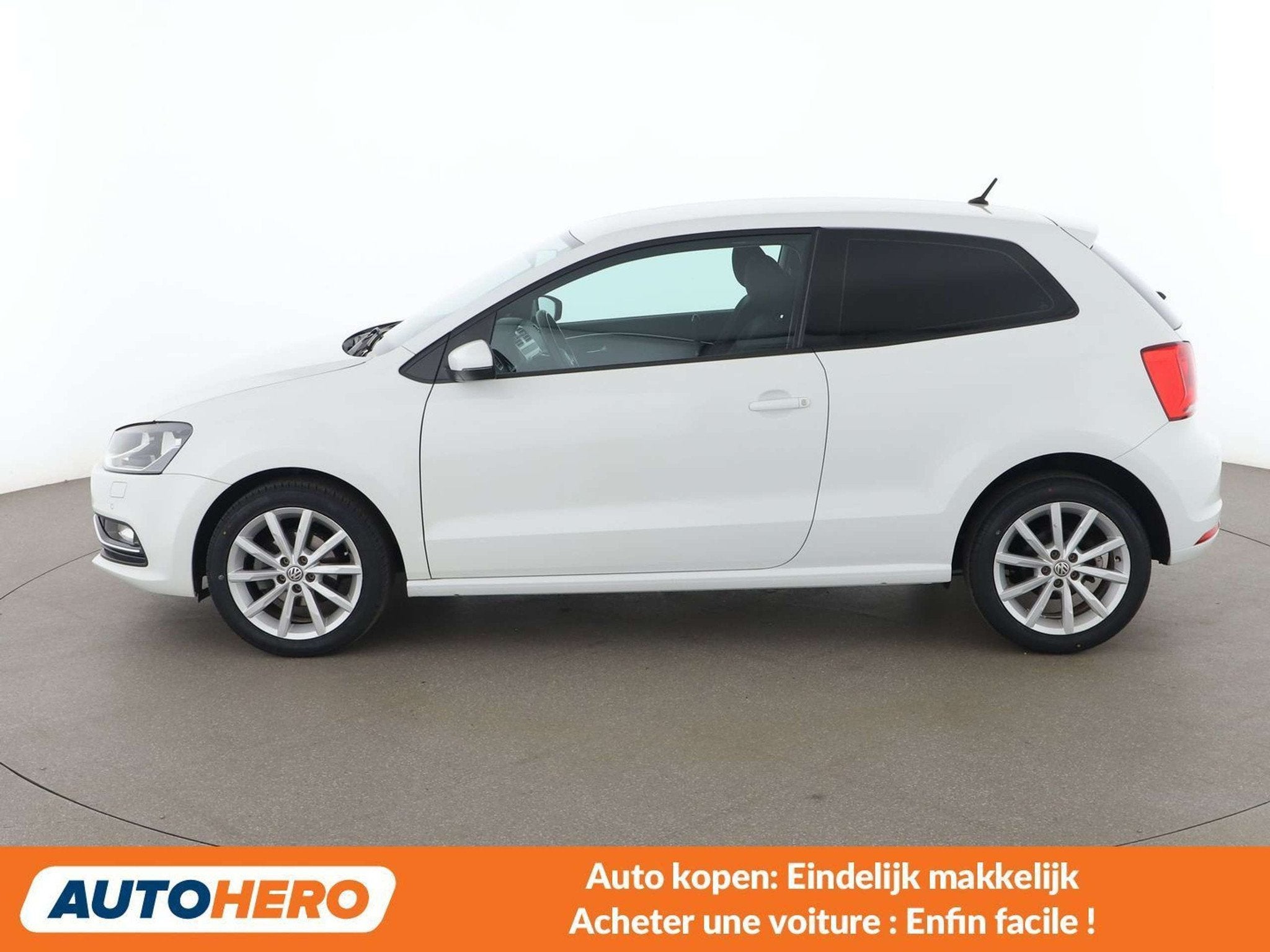 Volkswagen Polo 1.2 TSI Highline BlueMotion Tech (bj 2017), Auto's, Voorwielaandrijving, Stof, Gebruikt, Zwart