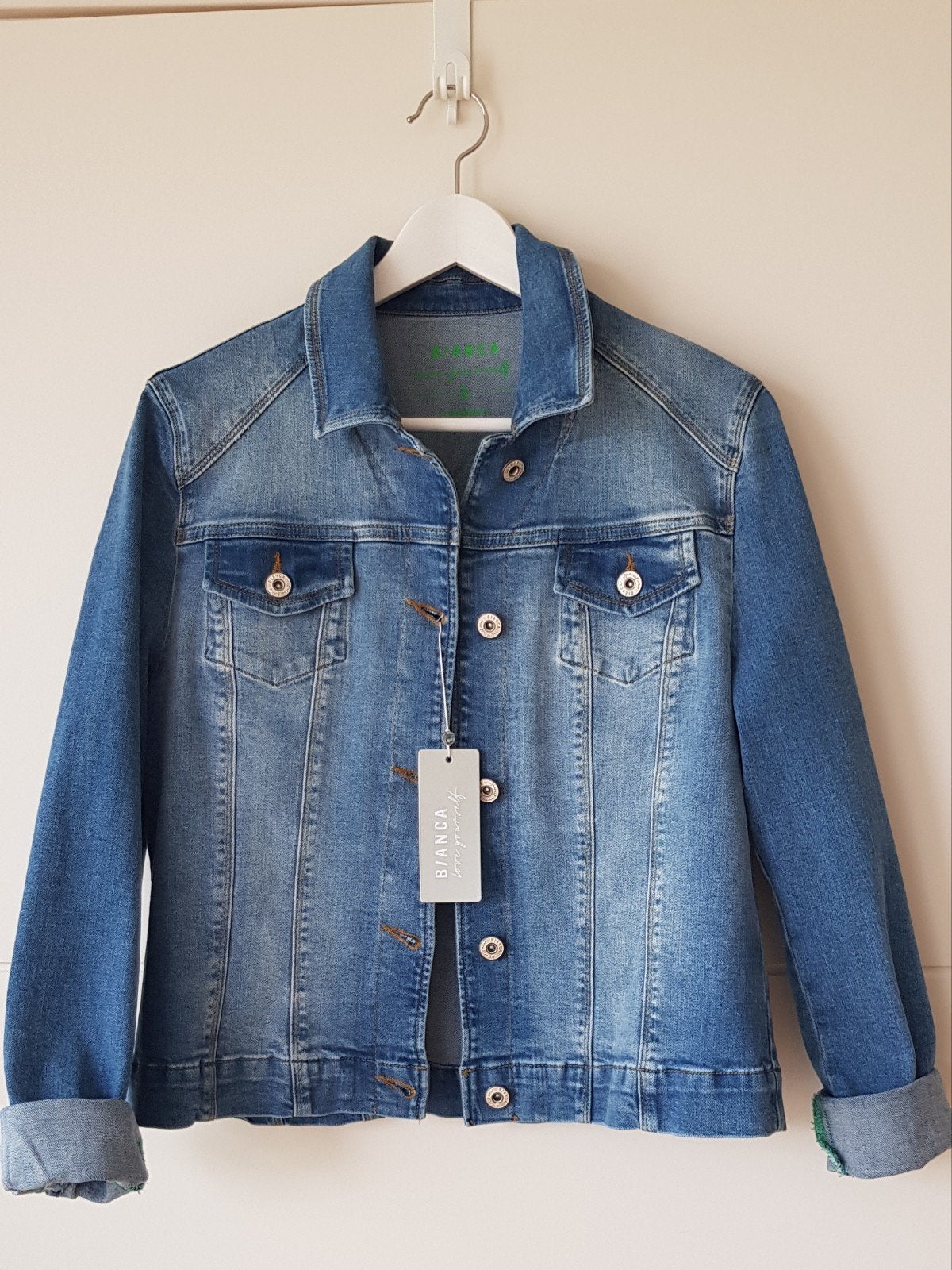 Veste en jean New Bianca, Vêtements | Femmes, Vestes | Été, Neuf, Enlèvement ou Envoi, Bleu, Taille 38/40 (M)