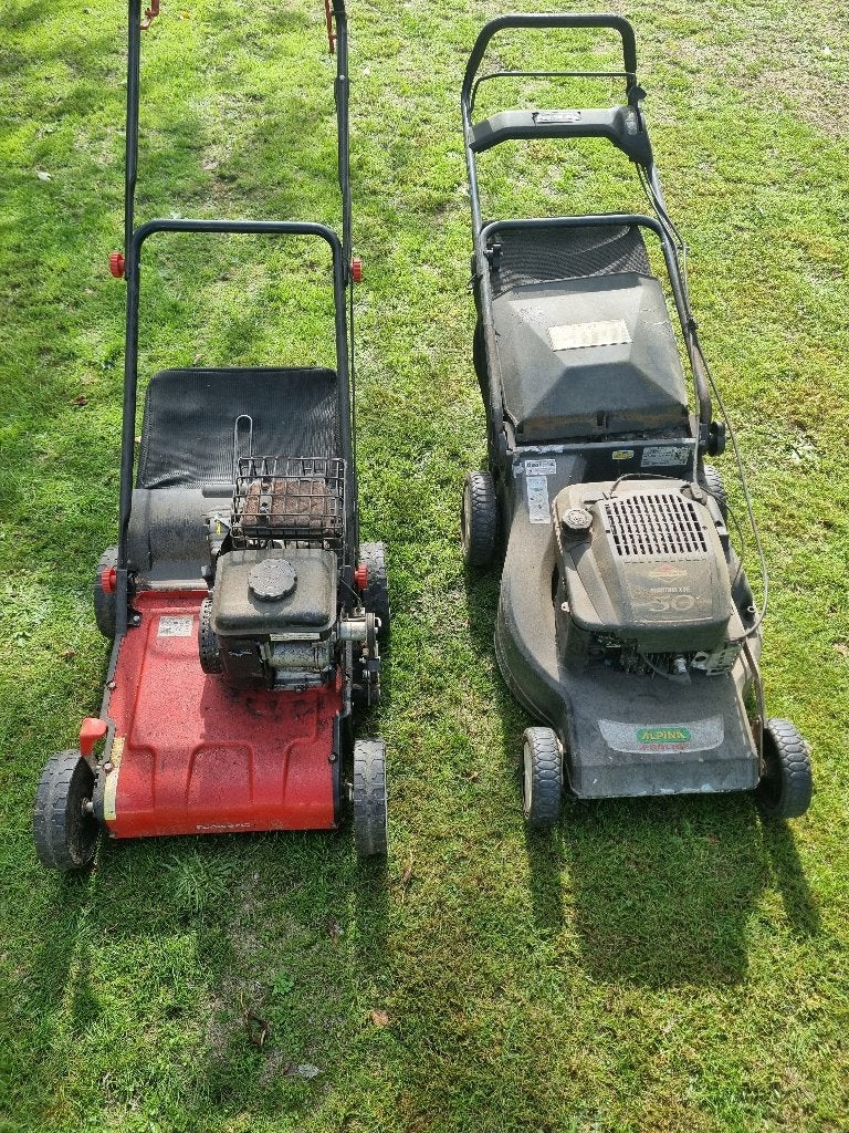 Grasmachine. Verticuteerder., Tuin en Terras, Ophalen, Cirkelmaaier, Gebruikt, Brigss&stratton