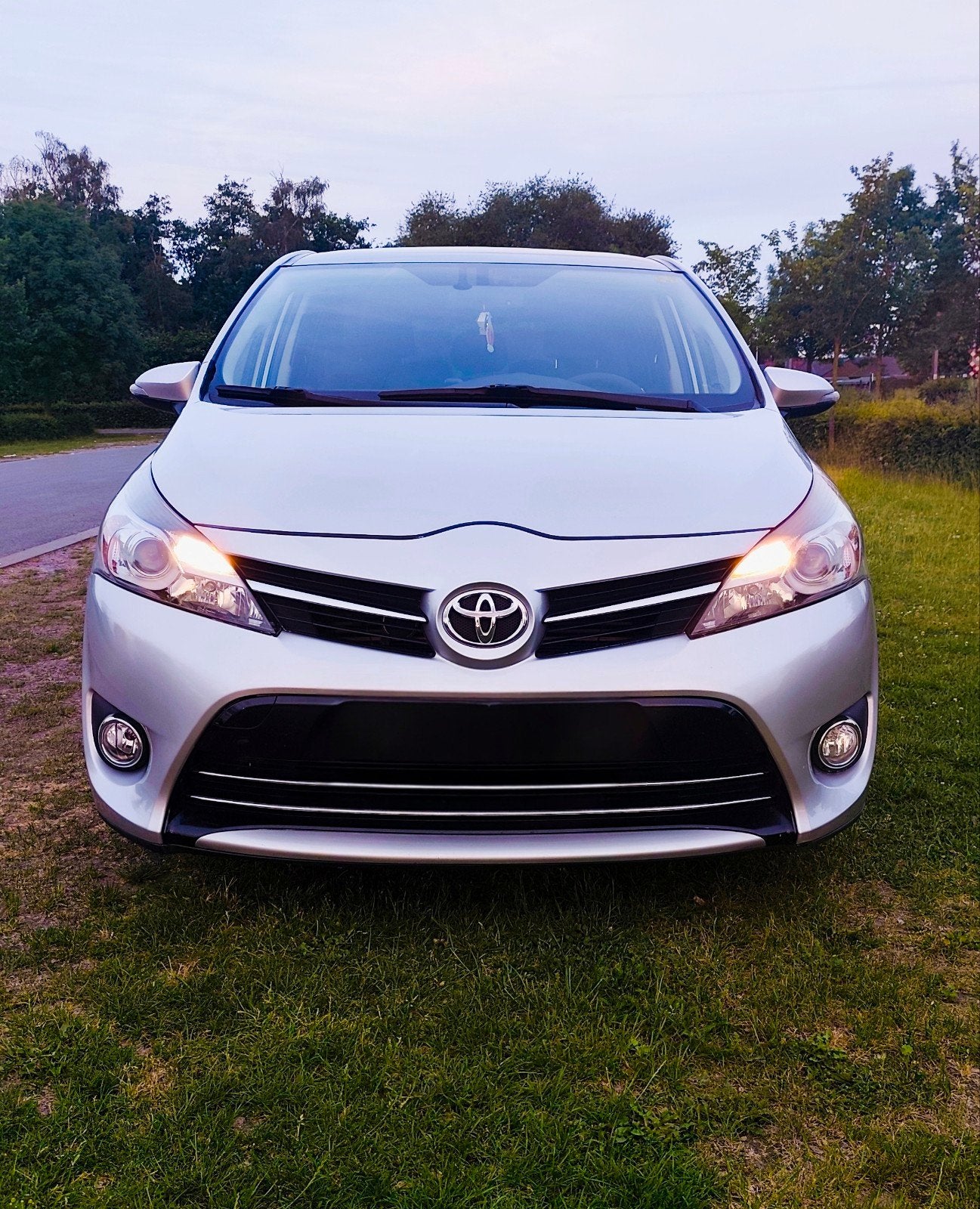 Toyota Verso 1.6 D-4D Comfort SKYVIEW – 7 plaatsen, Grijs, Particulier, Te koop, Elektrische ramen