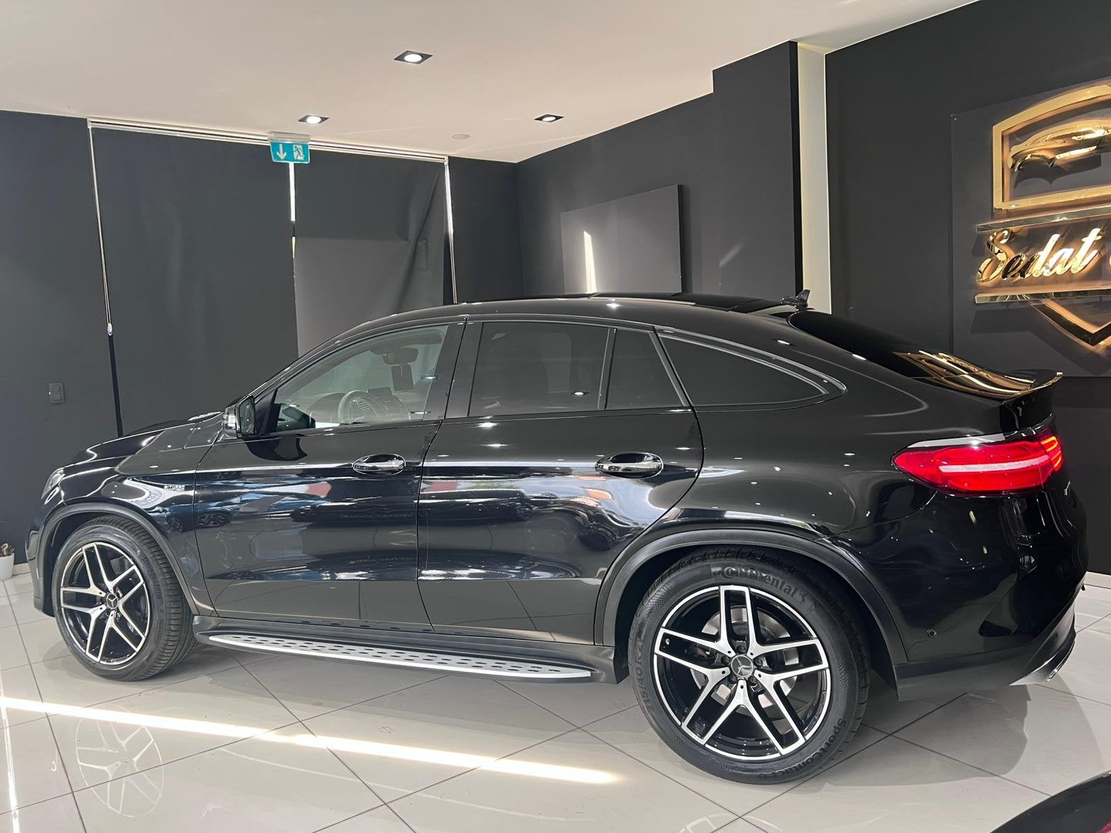 MERCEDES AMG GLE 43 COUPÉ 3.0 450 AMG 4MATIC 9G-TRONIC, Auto's, 2240 kg, Gebruikt, GLE, Leder