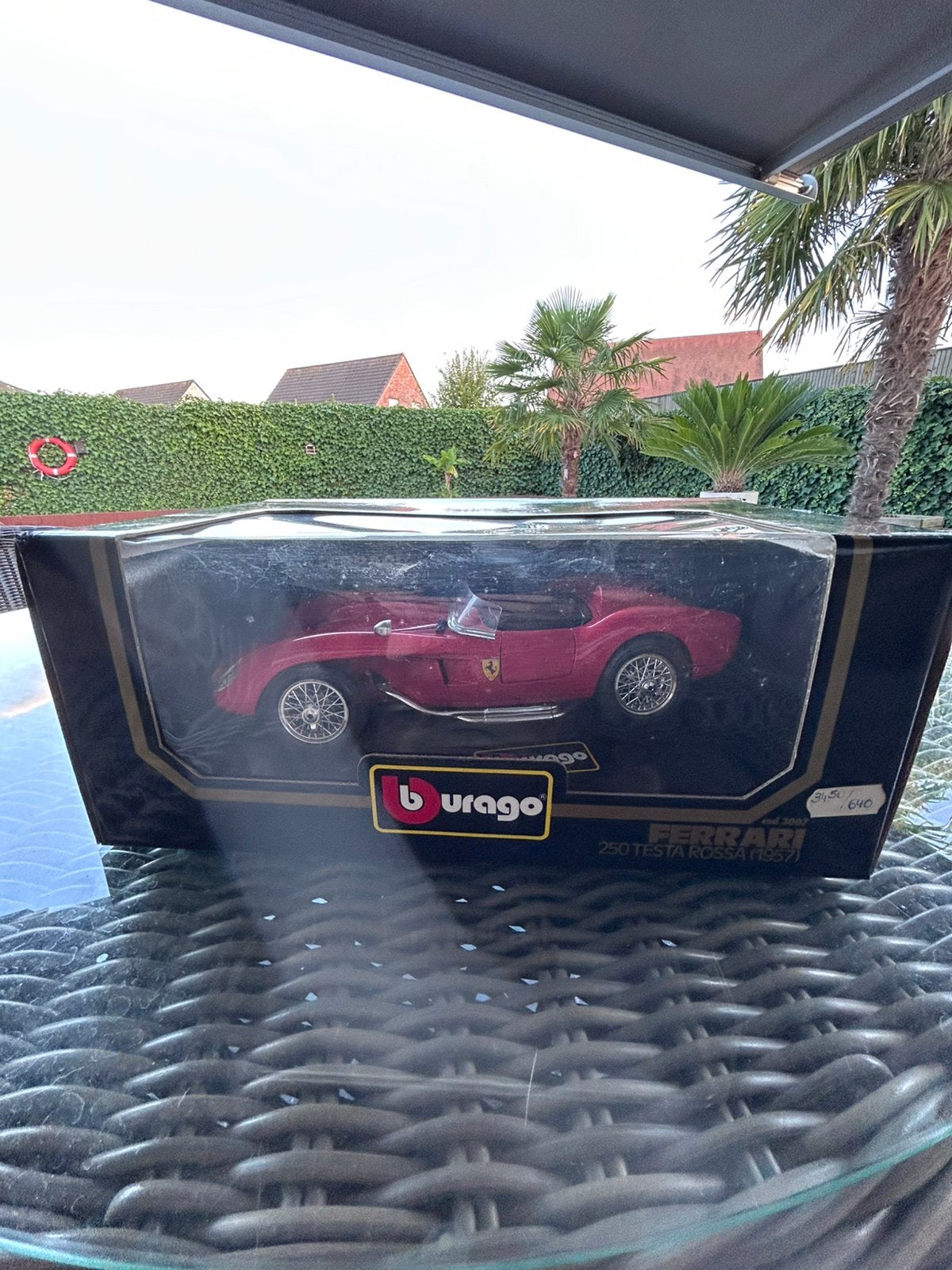 Burago Ferrari 250 Testa Rossa 1/18 (1957), Ophalen, Zo goed als nieuw, Auto, Burago