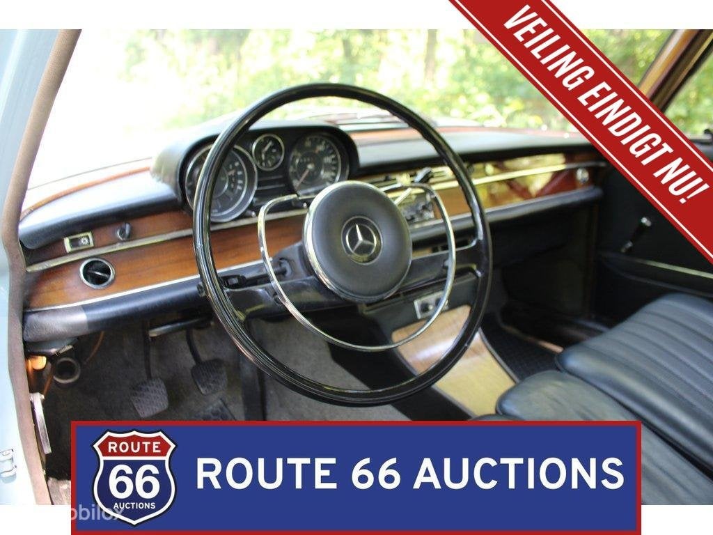 Mercedes-Benz 250 SE | 1968 | Route 66 Auctions, Auto's, Zwart, Mercedes-Benz, Bedrijf, Handgeschakeld