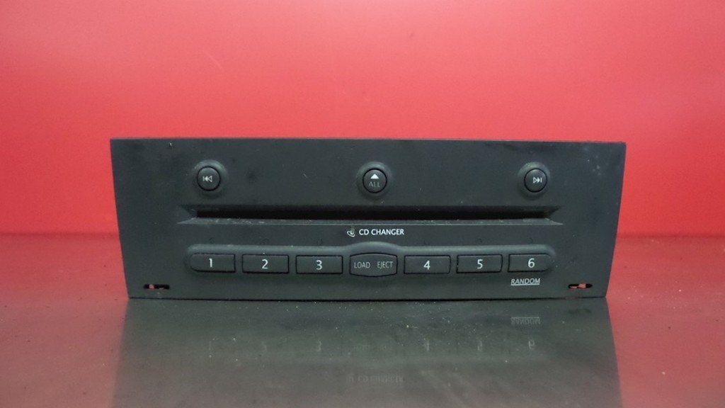RADIO Megane II Grandtour (KM) (|020385|8200084437|), Auto-onderdelen, Overige Auto-onderdelen, Renault, Gebruikt