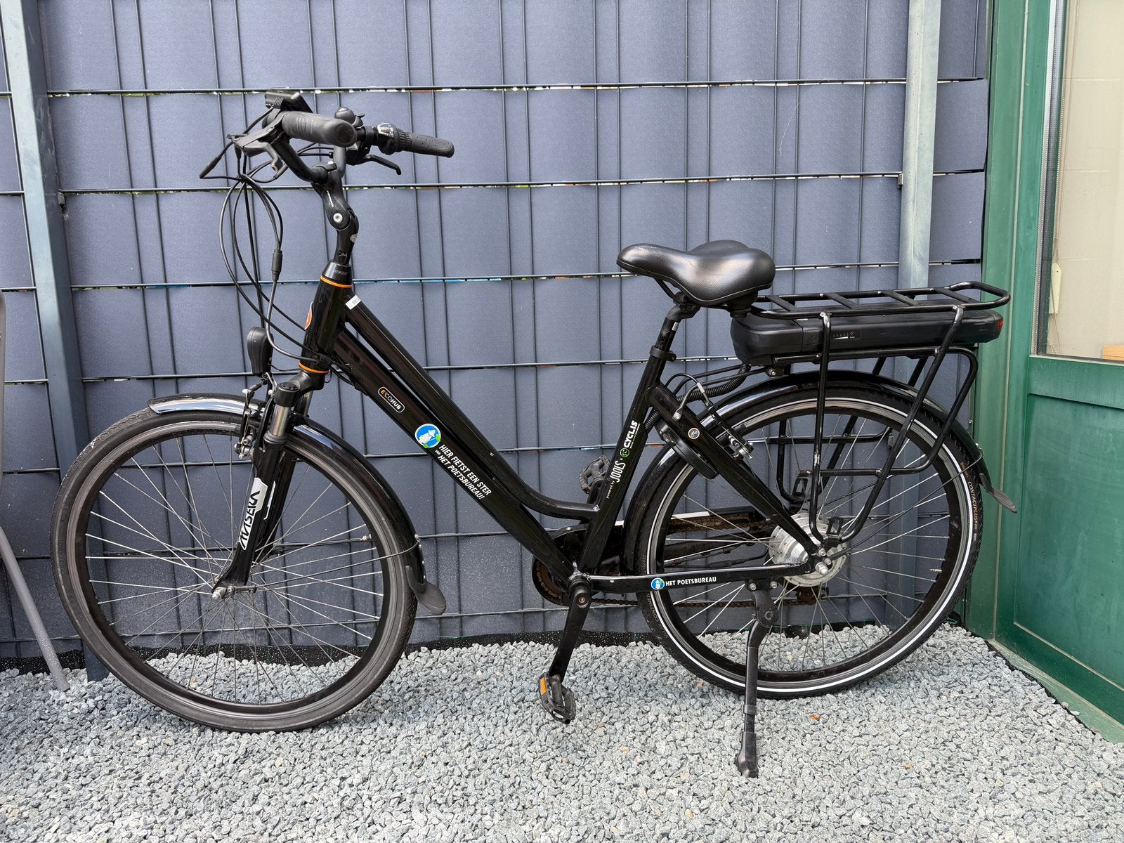 Vélo électrique, 47 à 51 cm, Enlèvement, Comme neuf, 50 km par batterie ou plus