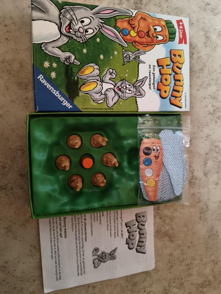 Kleine versie Bunny hop spel kinderen, Ophalen