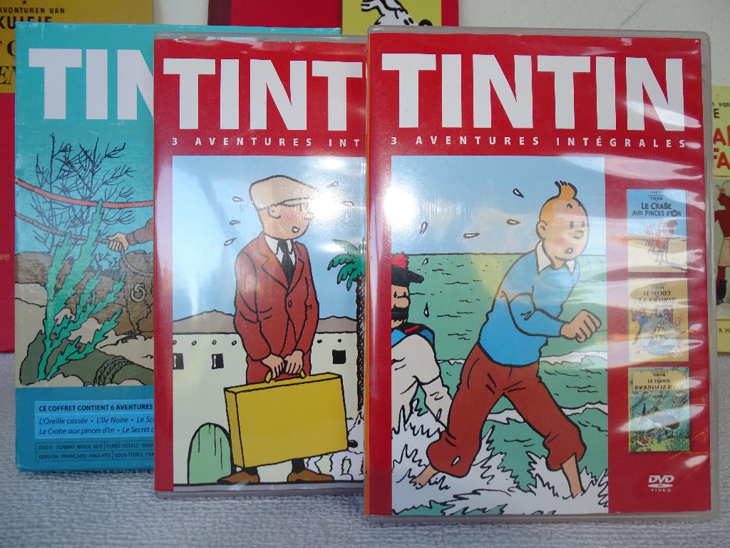 Coffret Tintin avec 6 aventures en DVD, Une BD, Enlèvement ou Envoi, Comme neuf
