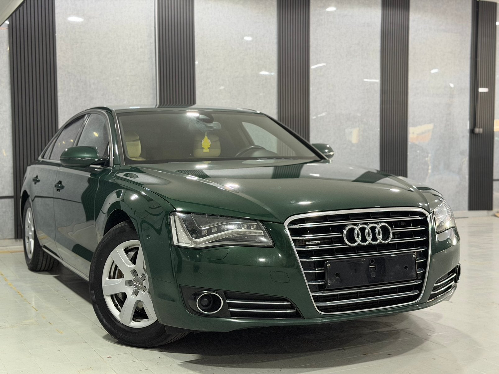 AUDI A8 EXCLUSIVE 3.0L TDI BOITE AUTOMATIQUE FULL OPTIONS, Autos, Cuir, Achat, Entreprise, Diesel
