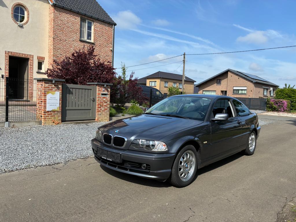 BMW E46 // 318Ci Automaat // LEDER // AC //  4990€, Autos, Cuir, Argent ou Gris, Achat, Entreprise