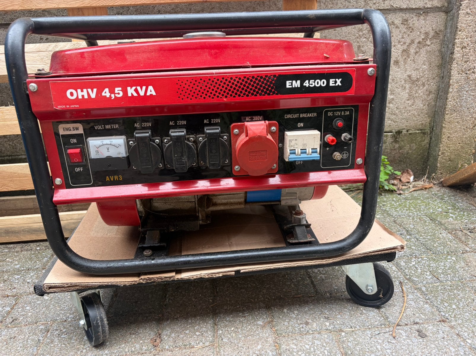 4.5 kva aggregaat, Doe-het-zelf en Bouw, Aggregaten, Ophalen, Zo goed als nieuw, Minder dan 5 kVA, Benzine