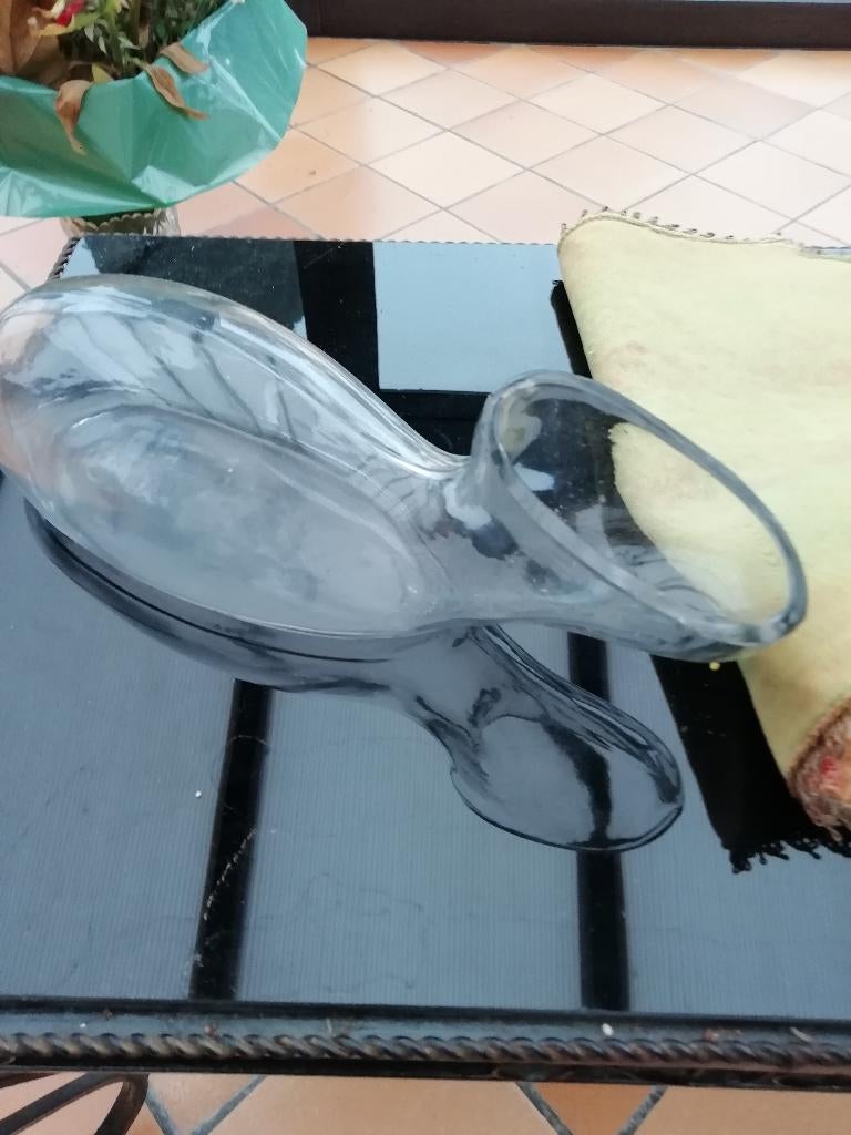 Ancien urinal en verre trés lourd. 40 cm x10 cm, Enlèvement ou Envoi