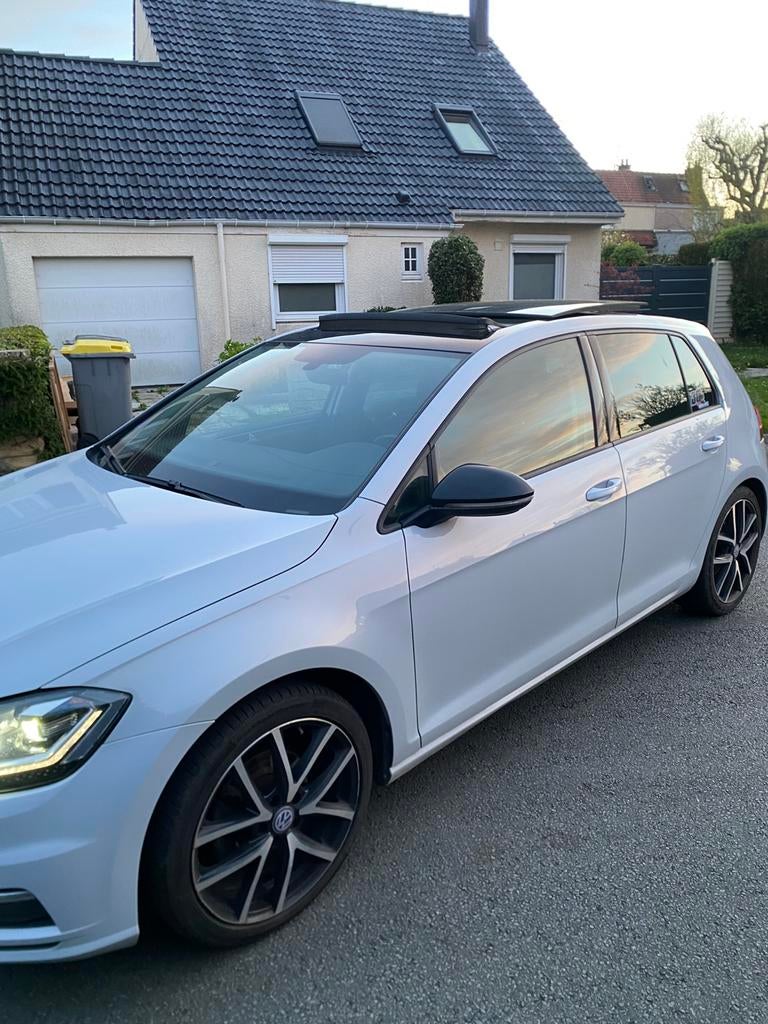 Golf 7,5 1,5 TSI FULLS FULLS OPTIONS année 2019, Achat, Noir, 5 portes, Blanc