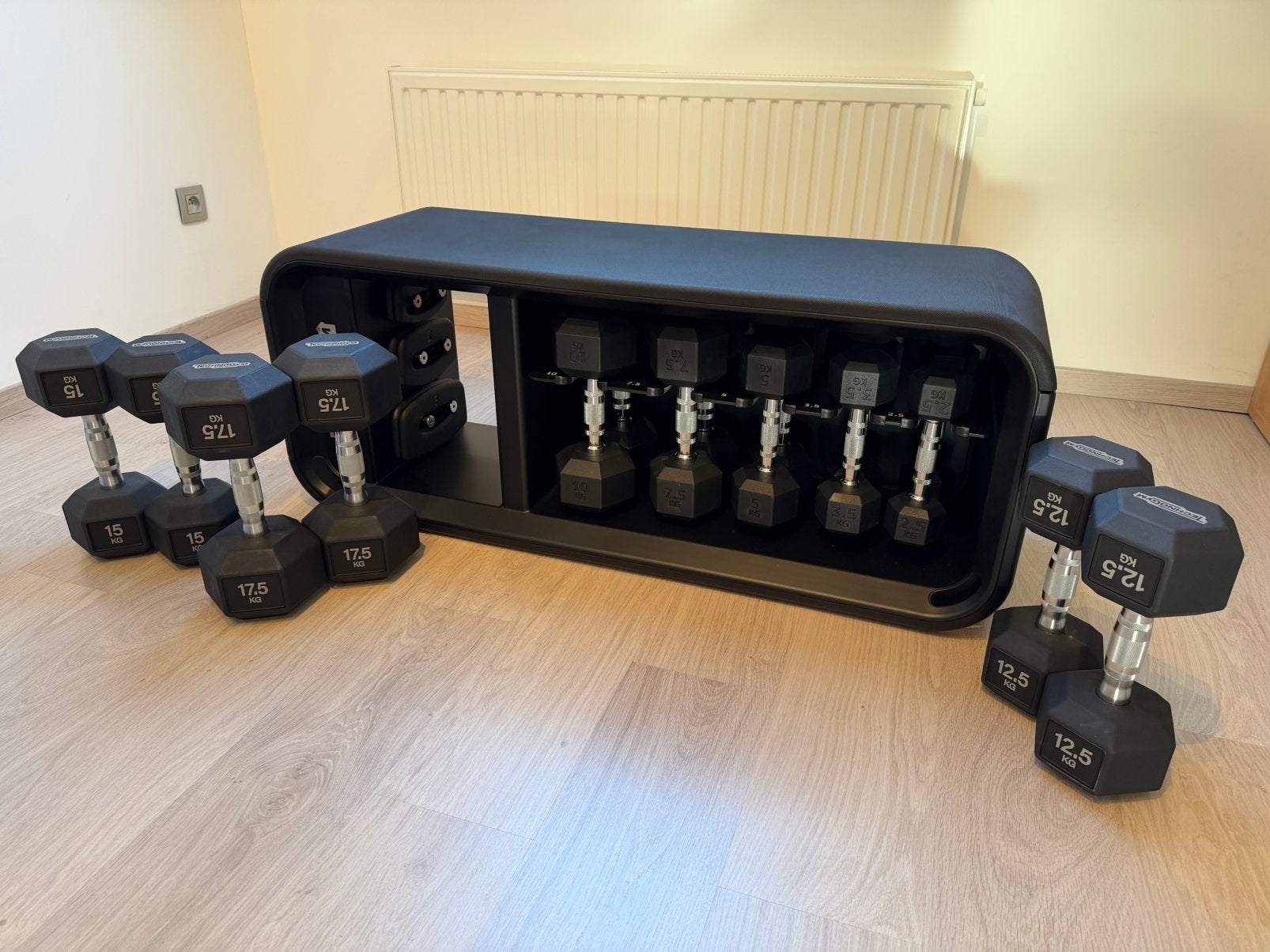 Technogym bench + dumbbell extension set, Ophalen, Zo goed als nieuw, Benen, Fitnessbank