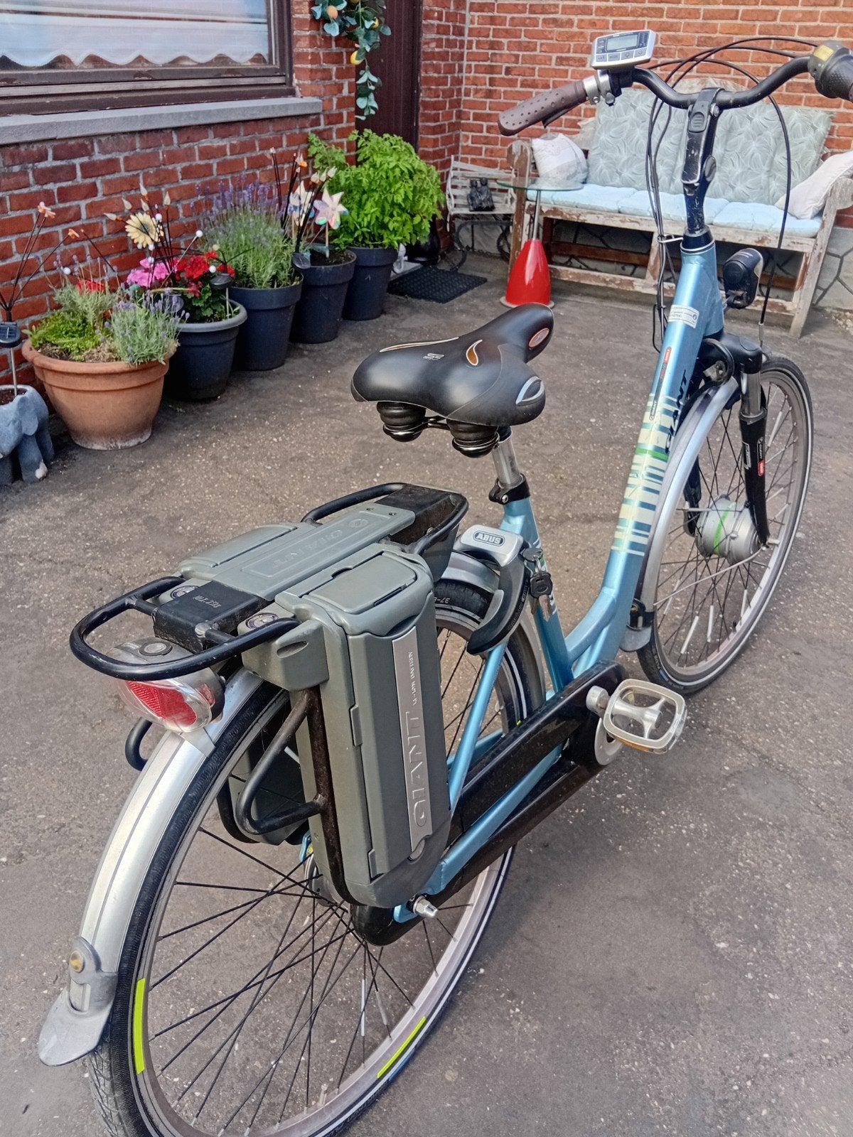 Giant elektrische fietsen 2 batarie 1 lader 2 scherm, Vélos & Vélomoteurs, Vélos électriques, Enlèvement ou Envoi, Giant