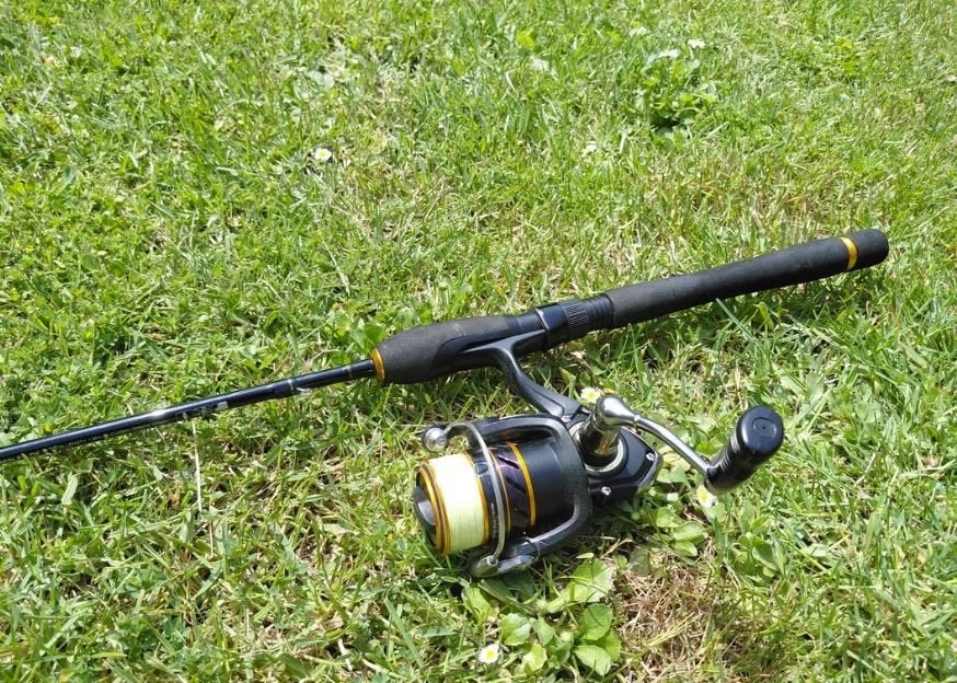 Canne moulinet peche UL Daiwa crossfire, Enlèvement, Comme neuf, Canne à pêche complète