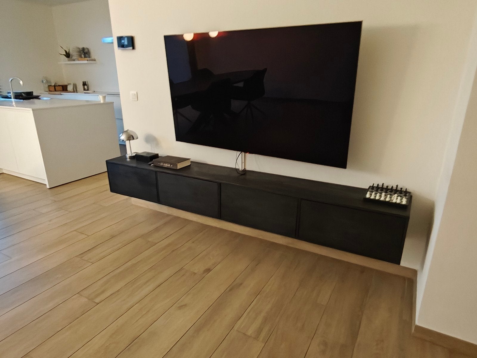 Meuble TV moderne 2,40 m, Maison & Meubles, Enlèvement, Utilisé, 200 cm ou plus