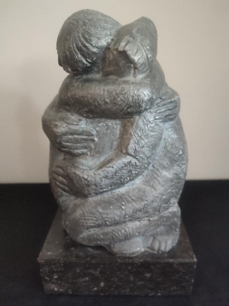 Keramiek kunstwerk op marmeren voet ( Belgische), Antiek en Kunst, Ophalen of Verzenden