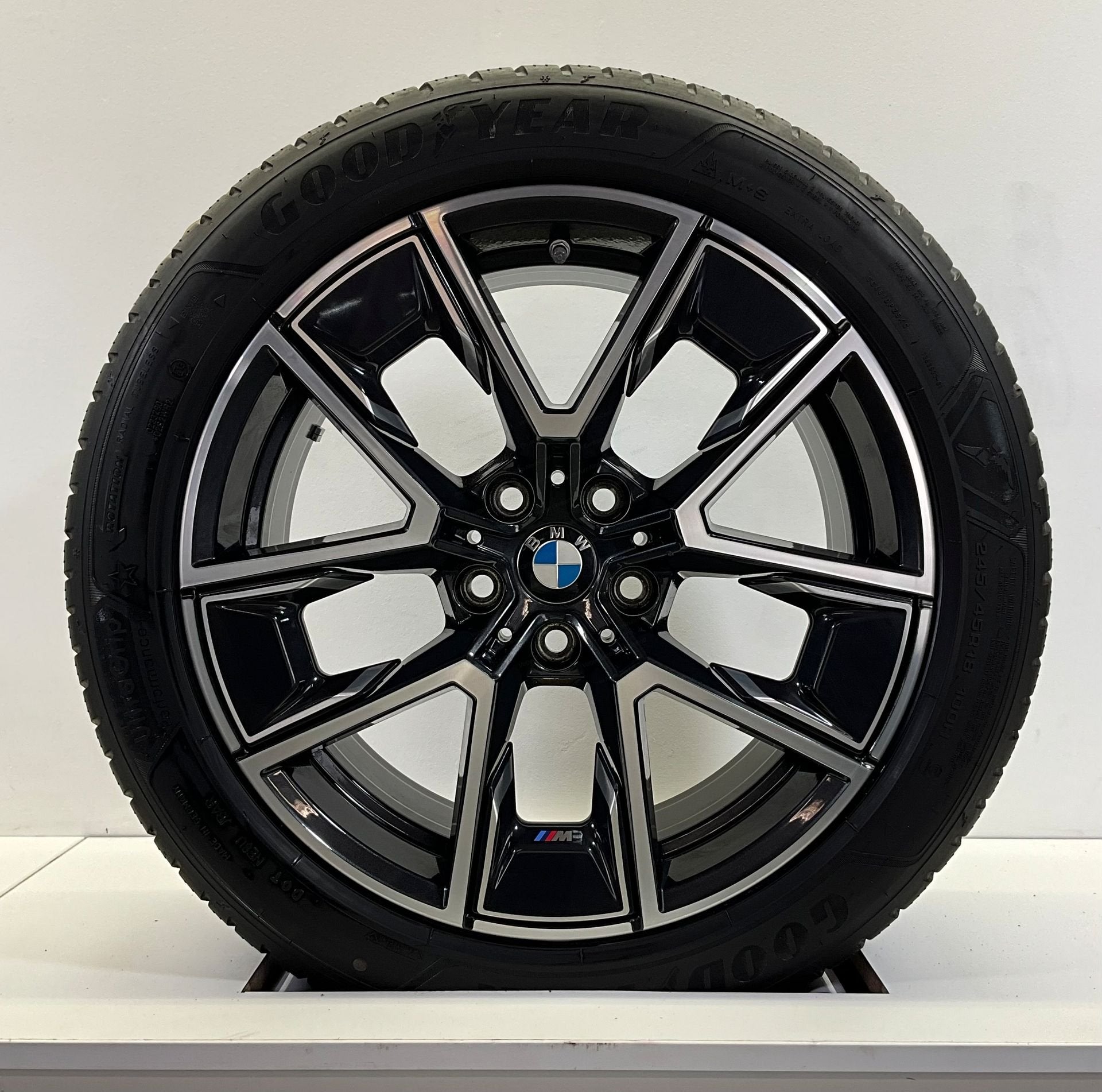 BMW 4 SERIE G26 I4 G26 SET VELGEN + WINTERBANDEN 18 INCH ORI, 18 inch, -, -, Banden en Velgen
