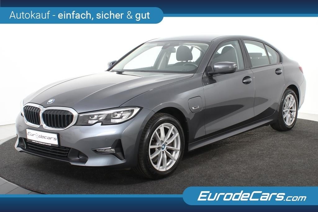 BMW 320e Limosine *1ste Eigenaar*Navigatie*Trekhaak*DAB*, Auto's, BMW, 1998 cc, Stof, 4 cilinders, 35 g/km
