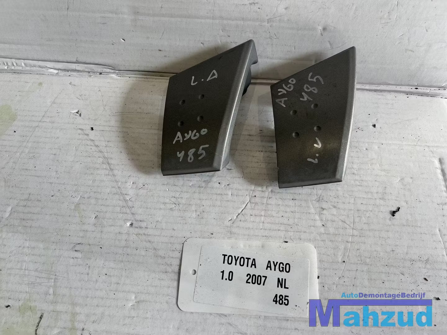 TOYOTA AYGO links voor / links achter deurgreep 2005-2014, Auto-onderdelen, Carrosserie, Toyota, Voor, Links, Gebruikt