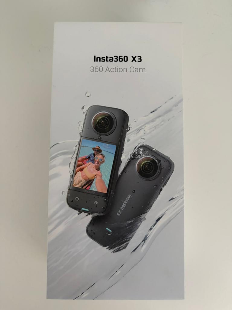 Insta 360 x3 + motorhouders, Audio, Tv en Foto, Actiecamera's, Ophalen of Verzenden, Zo goed als nieuw